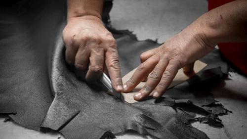 Leather-Cutting-Department-1
